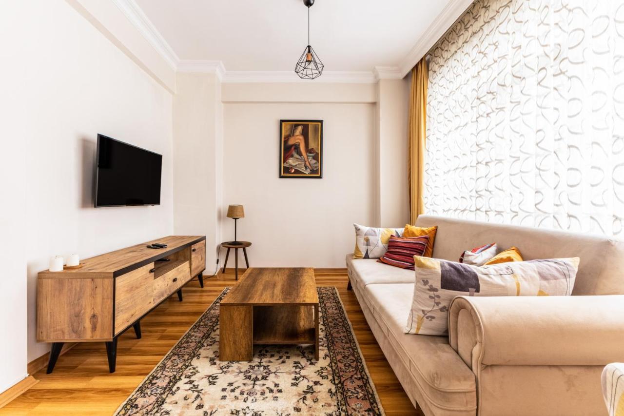 Spacious Flat 10 Min To Dolmabahce Palace Apartament *